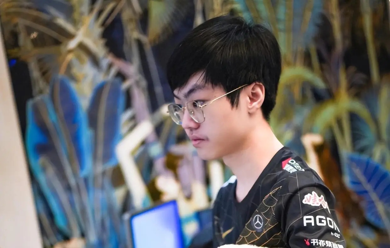 热火不断突破!,Uzi连续五场比赛得分超过比赛局势复杂气势如虹延续的简单介绍 热火不断突破!,Uzi连续五场比赛得分超过比赛局势复杂气势如虹延续的简单介绍